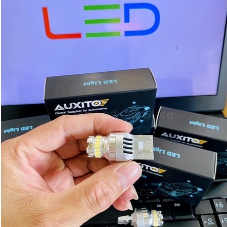 Toyota Cross 1.8G Led T20/7443 đèn ban ngày Auxito-chính hãng