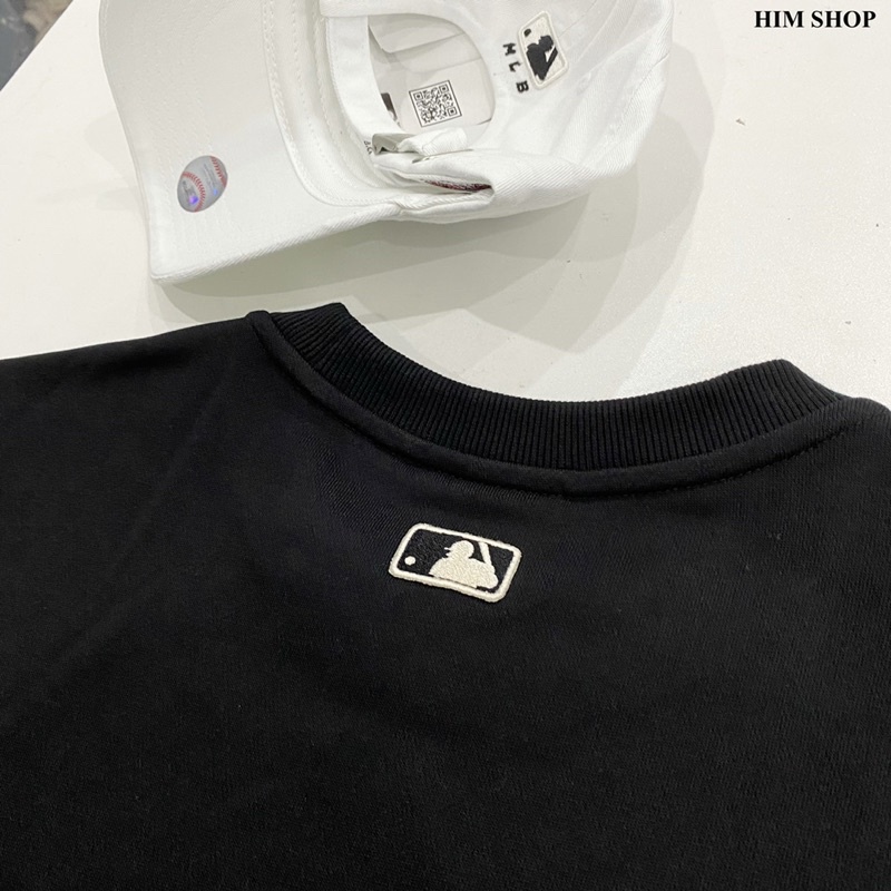 Áo sweater nỉ da cá màu đen thêu logo Hàn Quốc chính hãng