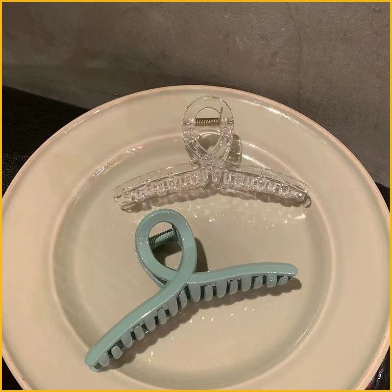 Kẹp Tóc Hình Cá Mập Lớn Màu Nhám Thời Trang Cao Cấp Cho Nữ