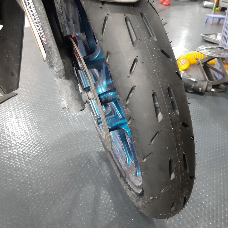 Vỏ Michelin Pilot Moto GP 70/90-17 hoặc 80/90-17