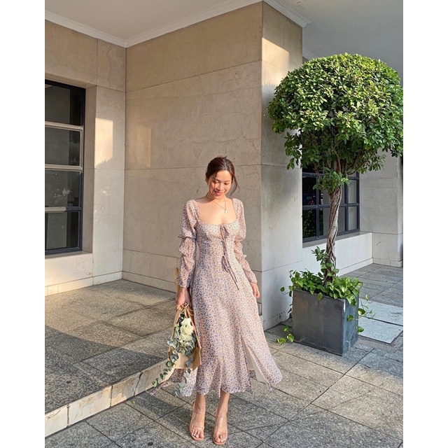 CLOTHES BAR Đầm Lisa dáng tiểu thư tay bồng, cột nơ ngực, thắt eo, xẻ tà khoe chân quyến rũ tự tin dạo phố