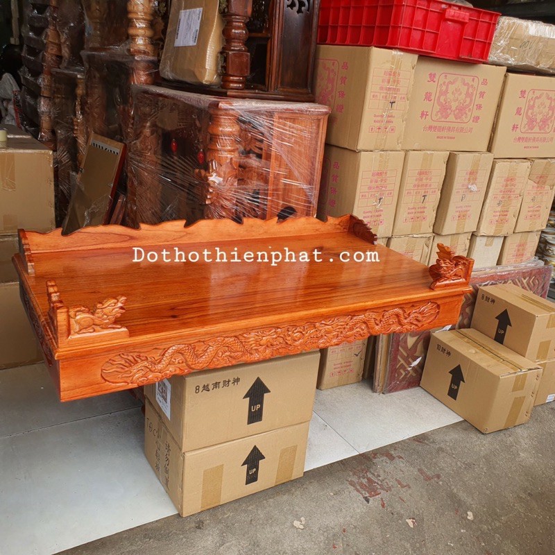 Bàn thờ treo tường gỗ xoan ngang 127 cm gồm 1 bộ chân đế