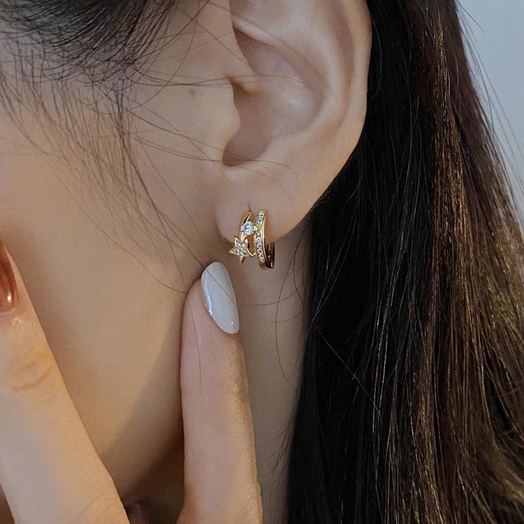 Bông Tai Hai Hàng Chữ C Đính Ngôi Sao Năm Cánh Thời Trang Hàn Quốc Cho Nữ