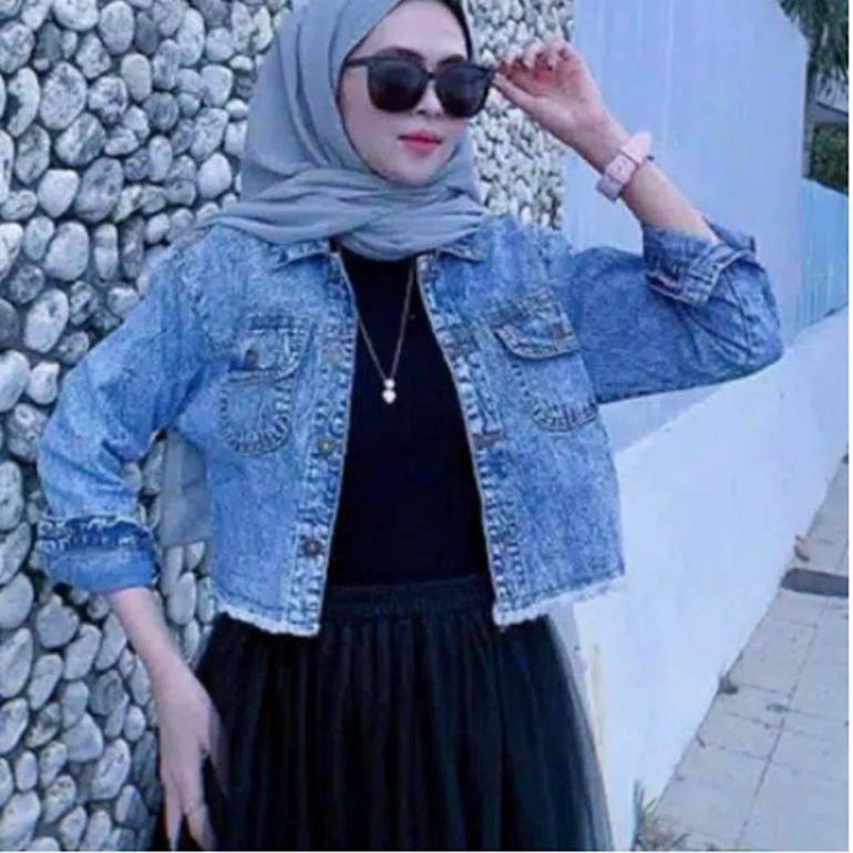 W-&- Áo Khoác Denim Croptop/ Áo Khoác Jean Nữ/ Áo Khoác Jean Lửng Đơn Giản - Imvisitama Definitely