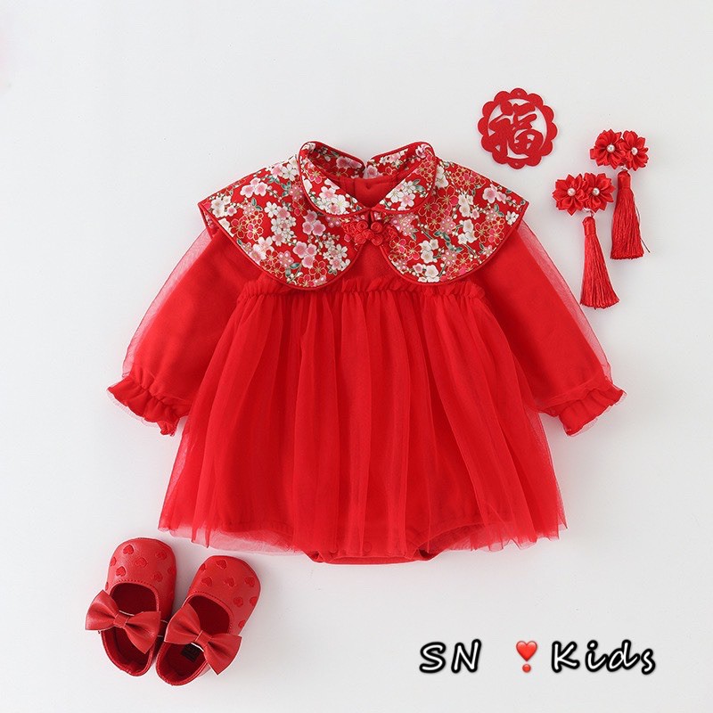 váy nỉ đỏ cổ hoa cho bé