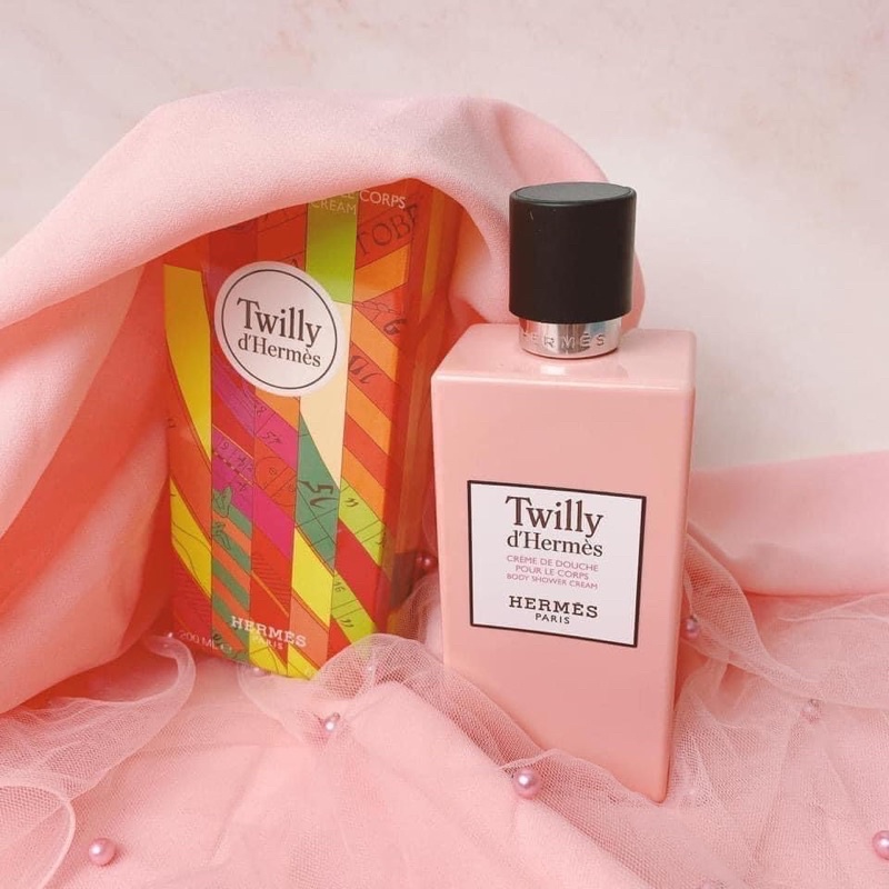 Kem dưỡng da DƯỠNG THỂ 𝗛𝗘𝗥𝗠𝗘𝗦 𝗧𝗪𝗜𝗟𝗟𝗬 𝗕𝗢𝗗𝗬 𝗟𝗢𝗧𝗜𝗢𝗡 200ML