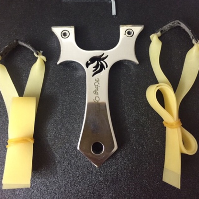 Ná Ưng Vương v4 tặng 2 dây và 100v bi