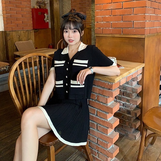 Set đồ 2 món ZHELIHANGFEI gồm áo sơ mi dệt kim cổ polo ngắn tay và chân váy eo cao phong cách gợi cảm