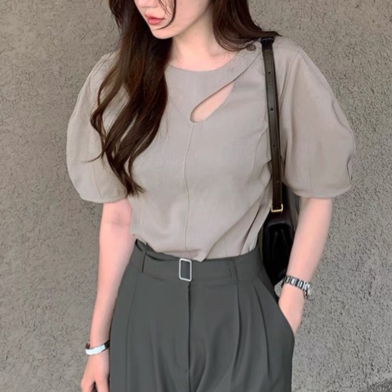 Áo Sơ Mi Tay Ngắn Khoét Lỗ Kiểu Hàn Quốc Thời Trang Mùa Hè Mới Cho Nữ