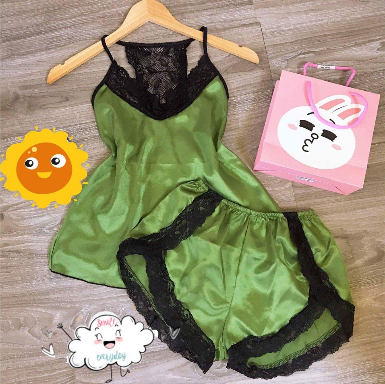 SET BỘ NGỦ PHI BÓNG PHỐI REN CHÉO DÂY CÓ MÚT FREESIZE DƯỚI 56Kg | BigBuy360 - bigbuy360.vn