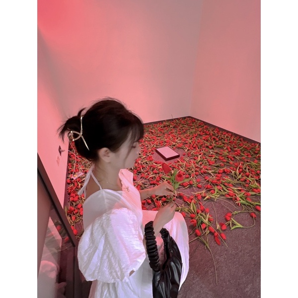 Đầm maxi trắng dáng dài tay phồng, Váy maxi dáng dài tay phồng màu trắng siêu xinh chất đũi nhún