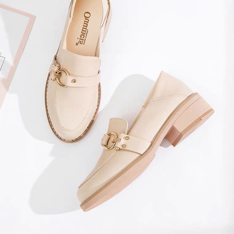 One foot women's shoes new style 2022 popular style single shoes women's spring all kinds of thick-heeled leather shoes British Love shoes