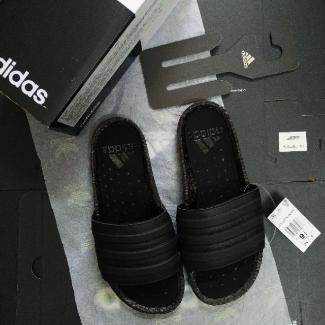 Dép Quai Ngang Thể Thao Adilette Boost All Black