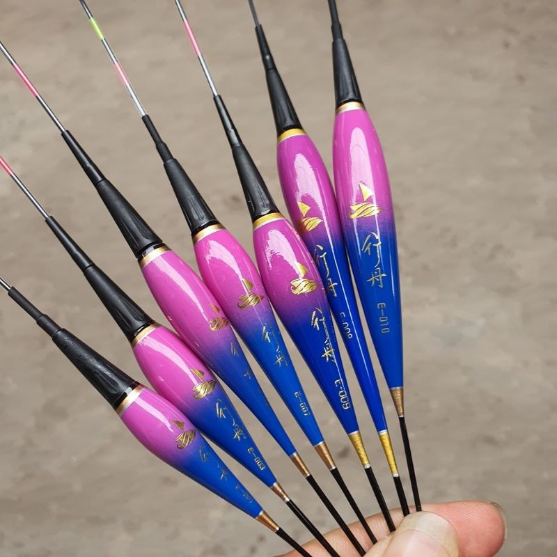 Phao câu đài đêm cảm ứng đổi màu