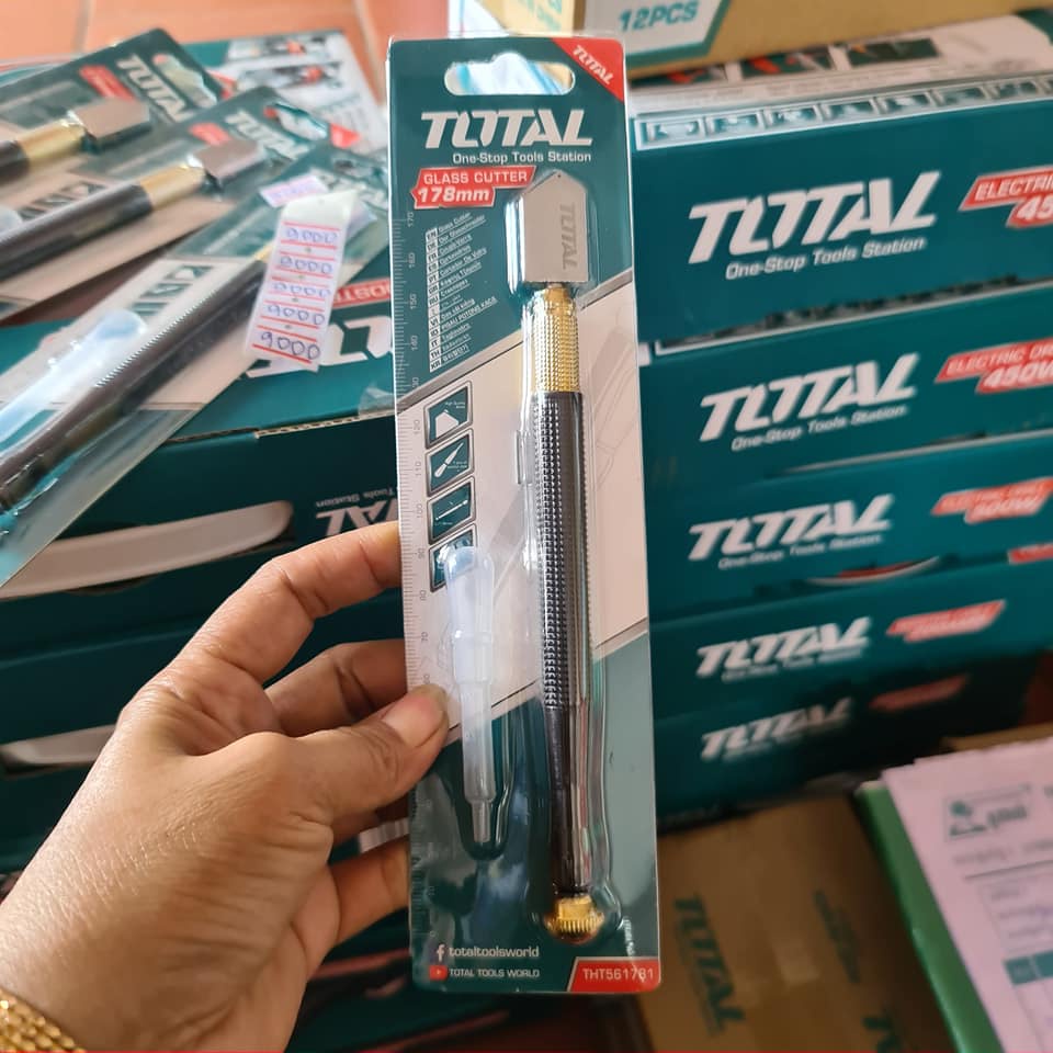 Dao cắt kiếng TOTAL THT561781