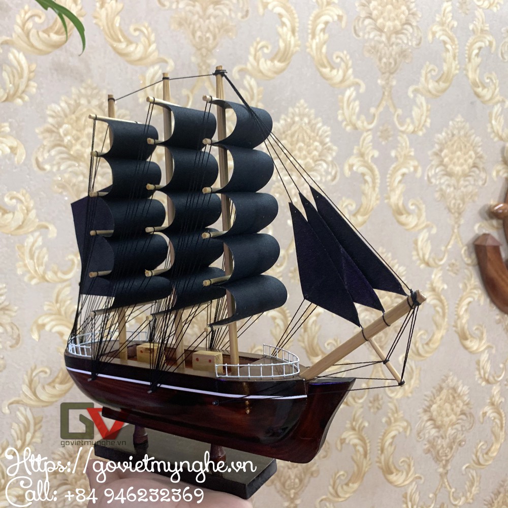 Quà tặng tân gia trang trí phong thủy Mô hình thuyền buồm gỗ trang trí nhà cửa - Dài 27cm - Buồm vải nhiều màu