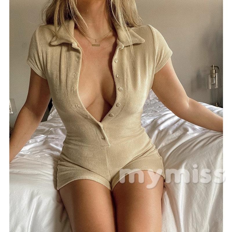 Bộ áo liền quần cổ bẻ cài nút tay ngắn màu trơn size S/ M/ L/ XL
 | BigBuy360 - bigbuy360.vn