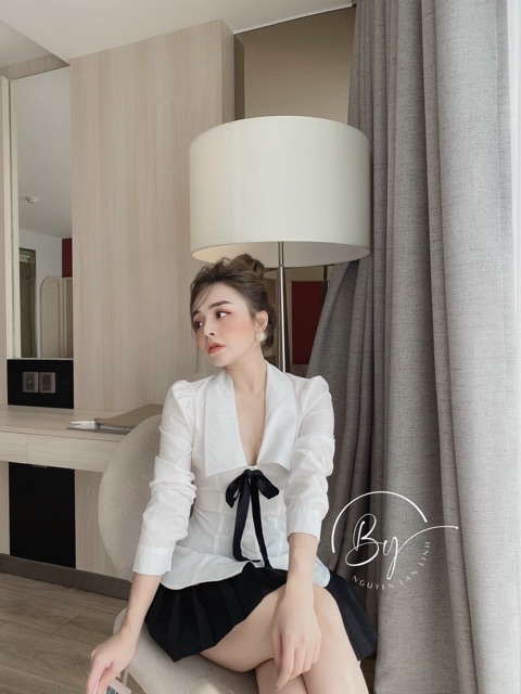 SET AO SƠ MI CÔ NƠ + CHÂN VÁY