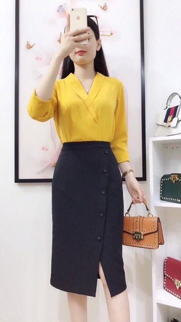 CHÂN VÁY XẺ TRƯỚC KHUY DỌC