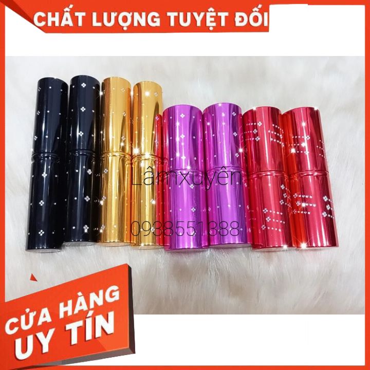 Cọ má hồng có nắp đậy 2 loại nhỏ và lớn nhỏ gọn siêu xinh,Tiện lợi dễ sử dụng là trợ thủ đắc lực cho thợ makeup