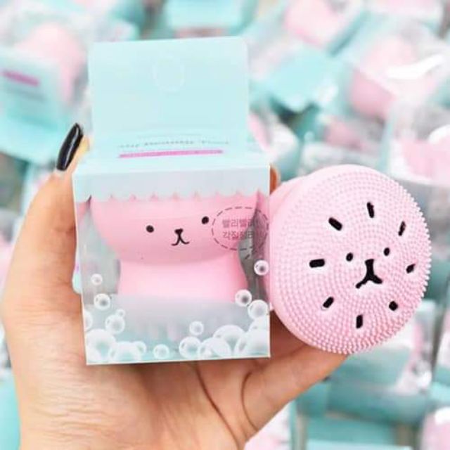 TUỘT MASSAGE RỬA MẶT,