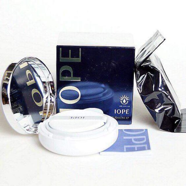 Phấn nước tặng  lõi