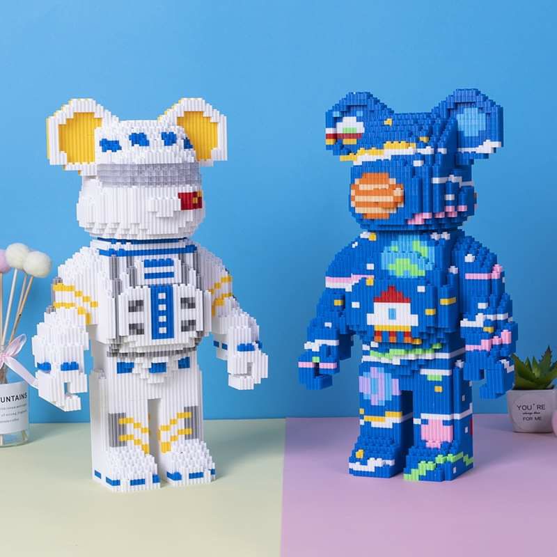 Bộ xếp hình lắp ráp gấu Bearbrick Kaws size lớn 36cm