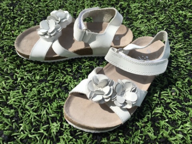 Next hàng hãng cho bé