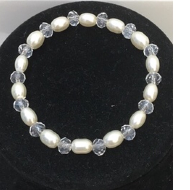 Vòng tay hoa lúa phối pha lê xinh xắn