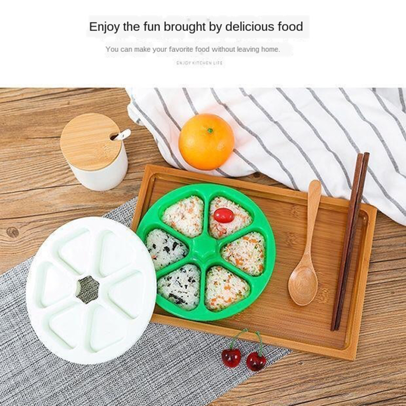 Khuôn Làm Cơm Nắm Hình Tam Giác