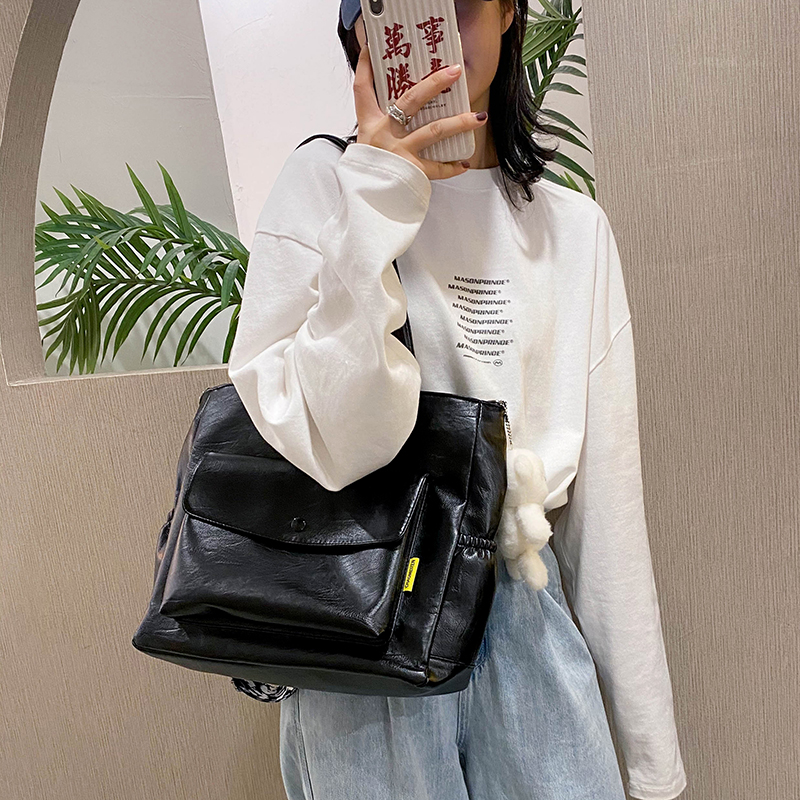 Túi xách tote IELGY da mềm sức chứa lớn đeo vai cầm tay thời trang Hàn Quốc 2021 cao cấp cho nữ