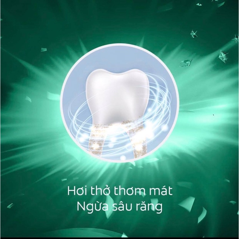 Kem đánh răng Colgate Maxfresh sảng khoái 230g tặng bàn chải lông tơ