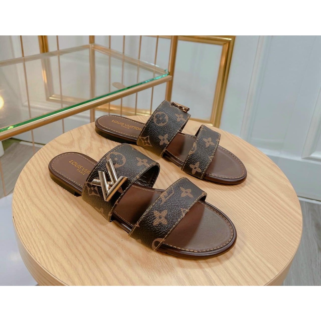 Dép nữ LV hai quai ngang - RedDress