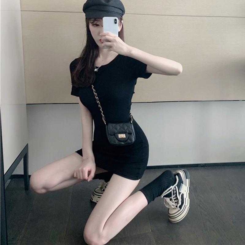 Đầm Body Tay Ngắn Cổ Tròn Thiết Kế Khoét Quyến Rũ