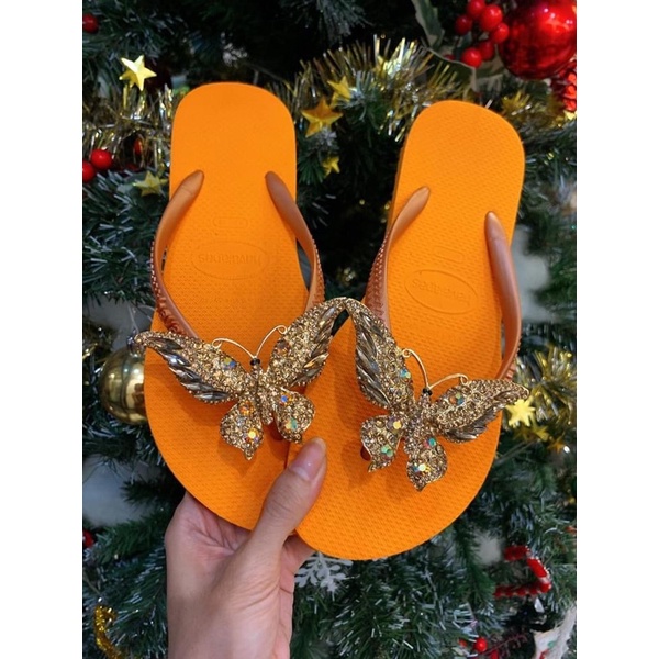 Dép Havaianas kèm charm