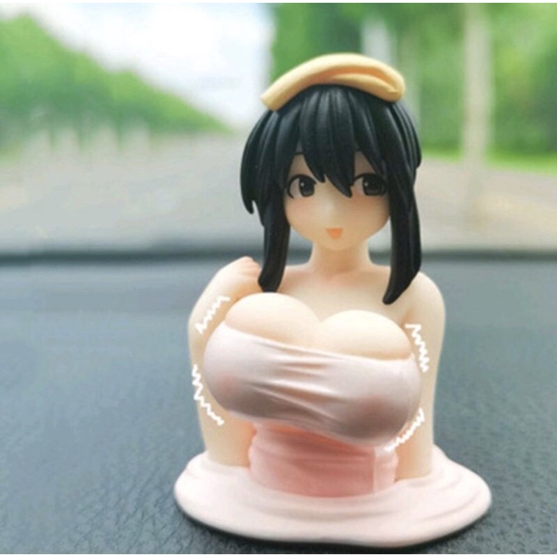 Búp Bê Kanako Ngực To Rung Rẩy Trang Trí Ôtô-Xe Máy