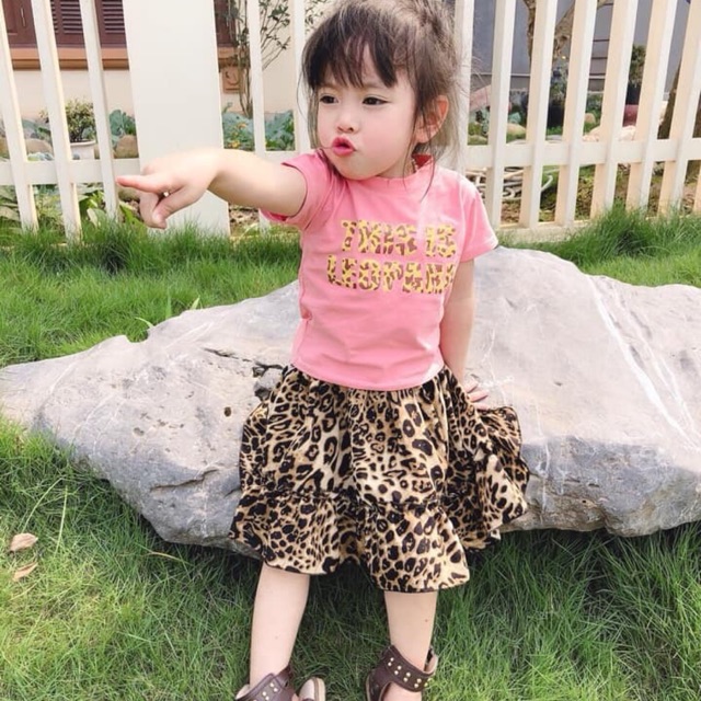 Sét bé gái chân váy beo việt nguyễn