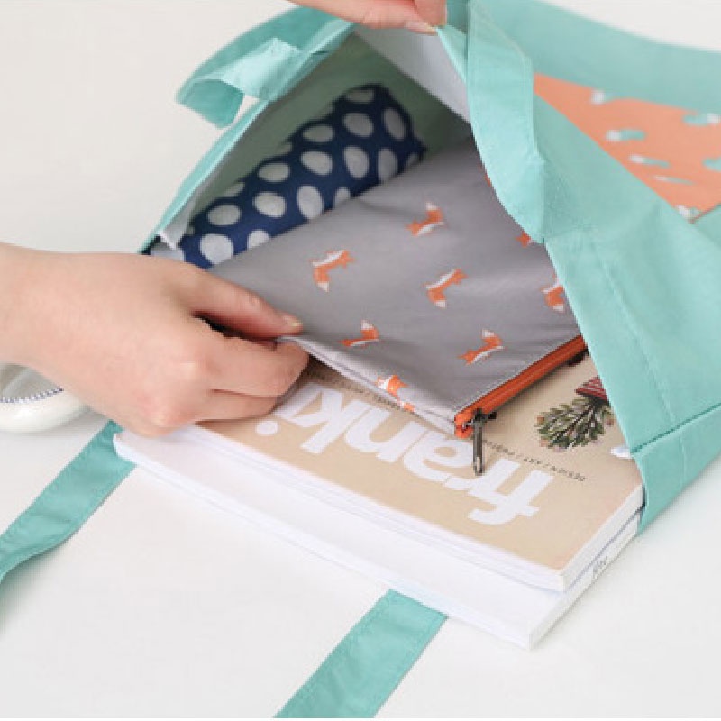 Túi đựng đồ mua sắm YADOU đeo vai chống thấm nước in hình thú hoạt hình màu sắc tương phản có thể gấp gọn