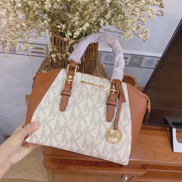 TÚI MICHAEL KORS CÔNG SỞ