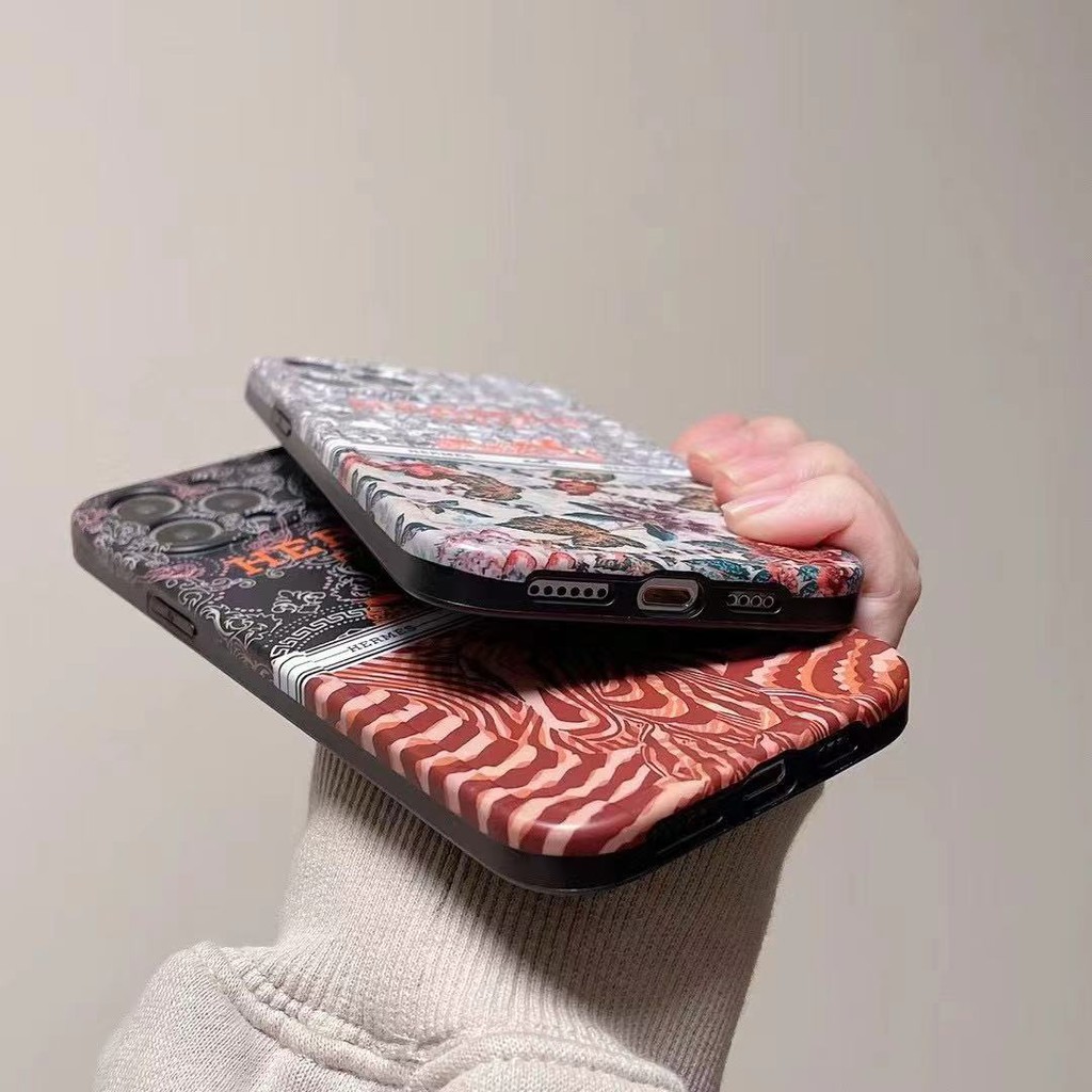 Ốp điện thoại in logo Versace X Hermes thời trang cho IPHONE 13 PRO MAX I13 13PRO 11 PRO MAX I11 IX XS XR XS MAX I7 I8 SE 7PLUS 8PLUS 7 PLUS 8 PLUS 12PRO MAX 12 PRO MAX