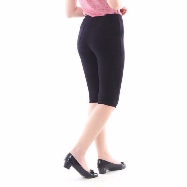 Quần legging ngố  co giãn thoáng mát