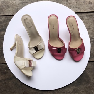 Sandal gót nhọn không quai hậu