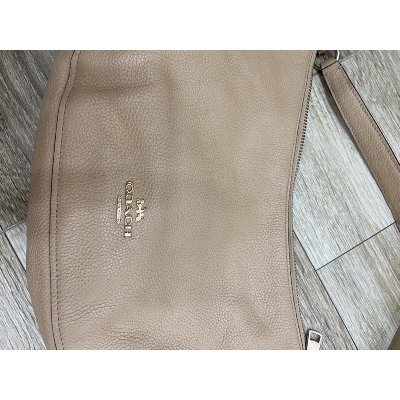 Túi si hiệu Coach