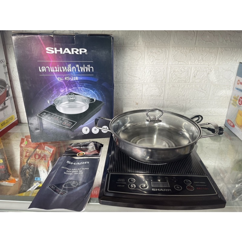 Bếp từ đơn cơ SHARRPP KS-218 + tặng kèm nồi INox cao cấp- Công suất 2000W-Bảo hành 12 tháng toàn quốc