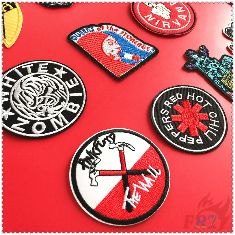 1 Sticker Ủi Thêu Hình Phong Cách Nhạc Rock Cá Tính