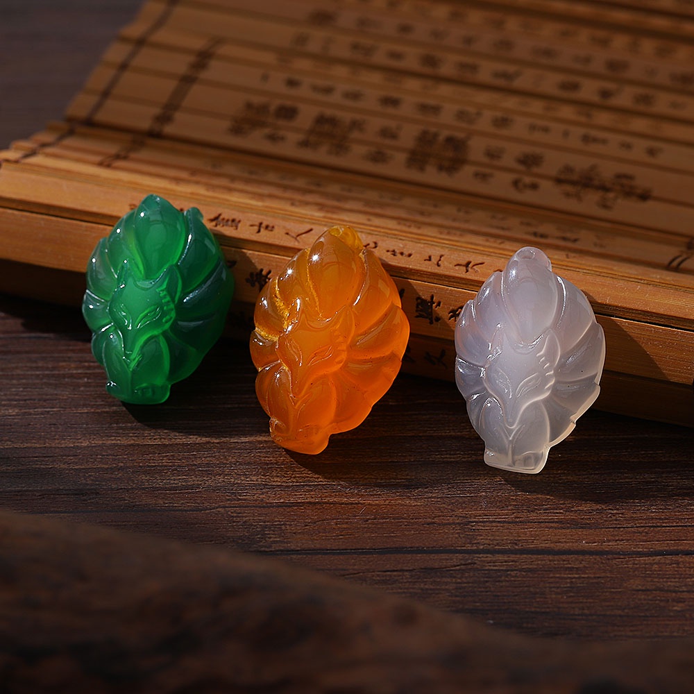 Mặt Dây Chuyền Đá Mã Não Tự Nhiên Khắc Hình Cáo May Mắn