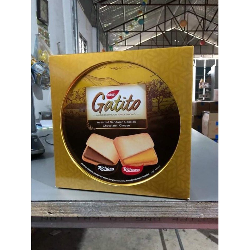 Bánh nabati gatito hộp sắt