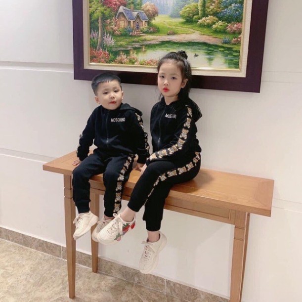 Xả Bộ gấu Mos anh em dài tay kèm mũ cho bé,