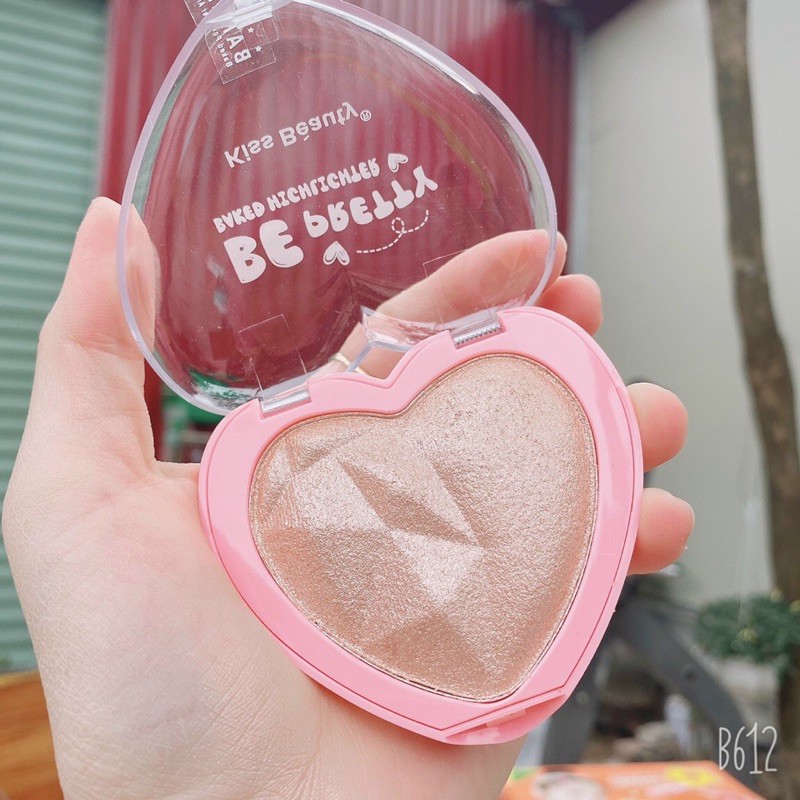 PHẤN BẮT SÁNG TRÁI TIM BE PRETRY CỦA KISBEAUTY