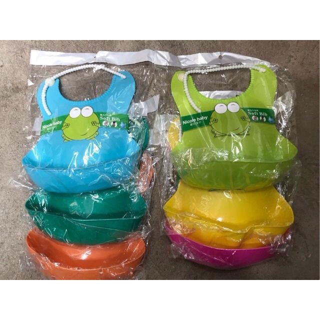 Yếm Máng Nhựa Silicon Nhiều Mầu Cho Bé Ăn dặm